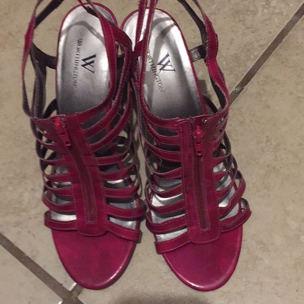 Fusion pink Worthington heels